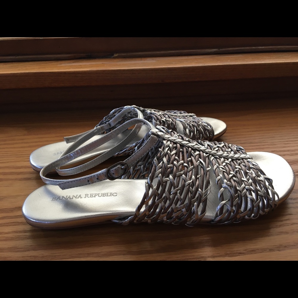 Banana Republic leather sandals | woven silver & gray versatile style - Picture 5 of 8